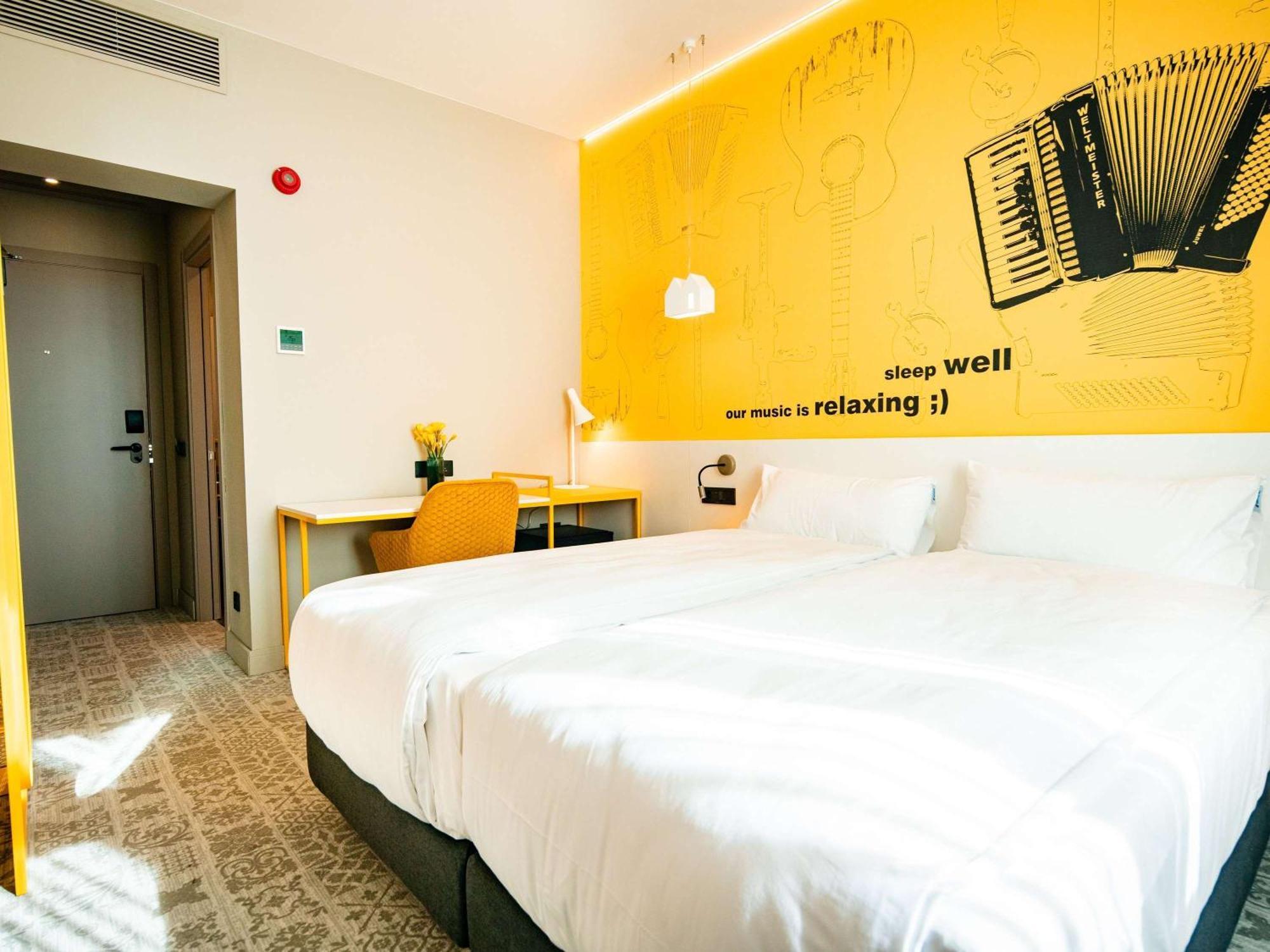 Hotel Ibis Styles Sibiu Arsenal Exterior foto