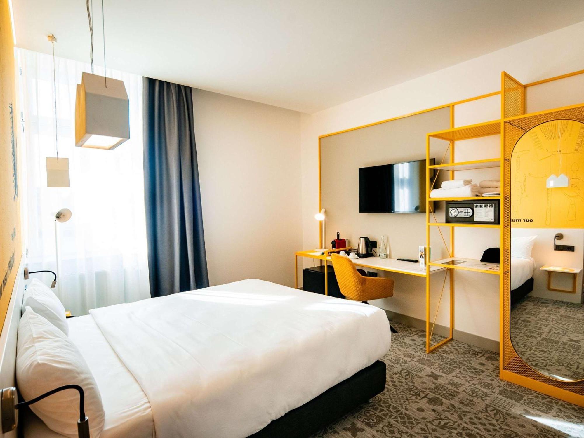 Hotel Ibis Styles Sibiu Arsenal Exterior foto