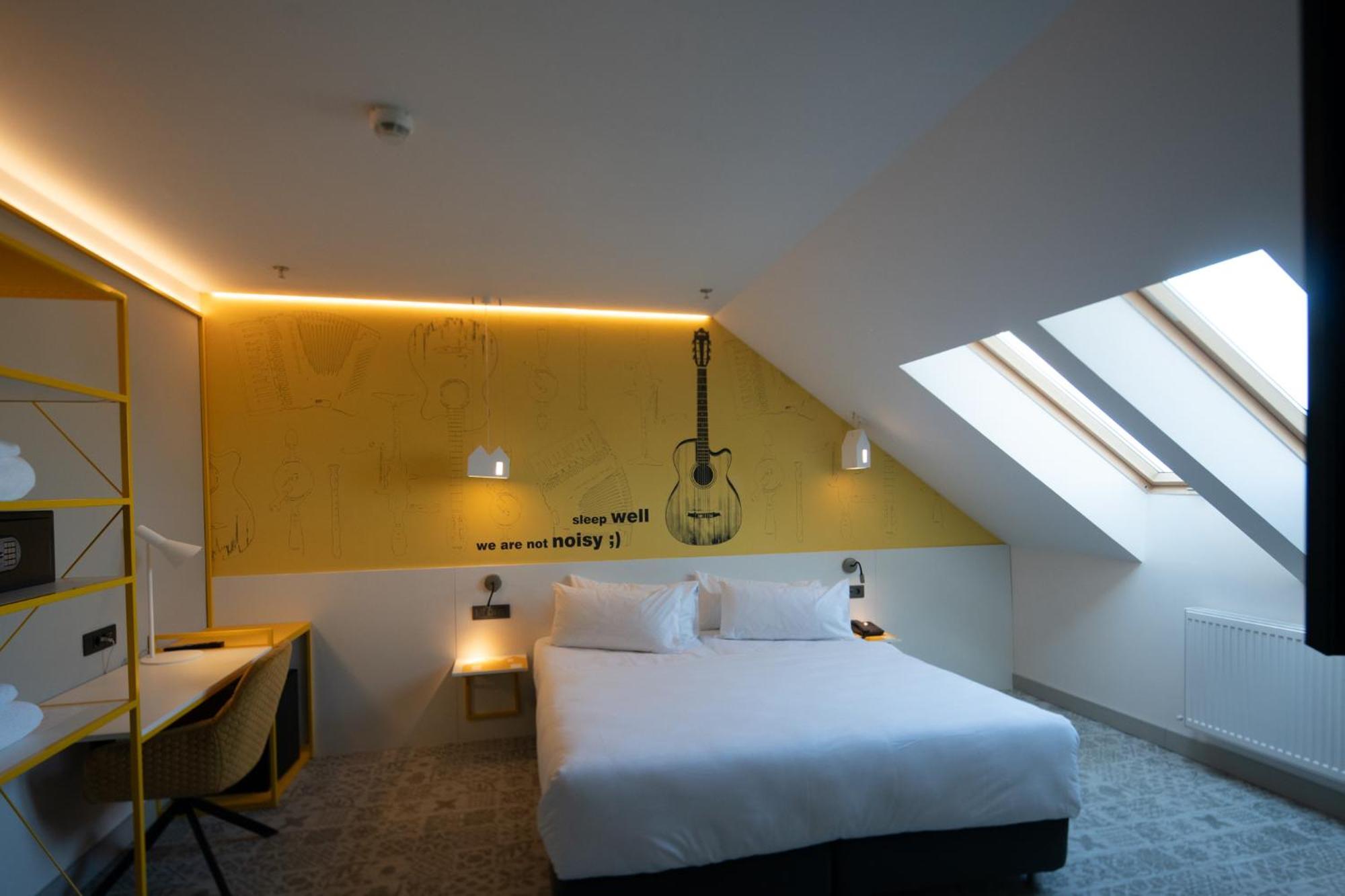Hotel Ibis Styles Sibiu Arsenal Exterior foto