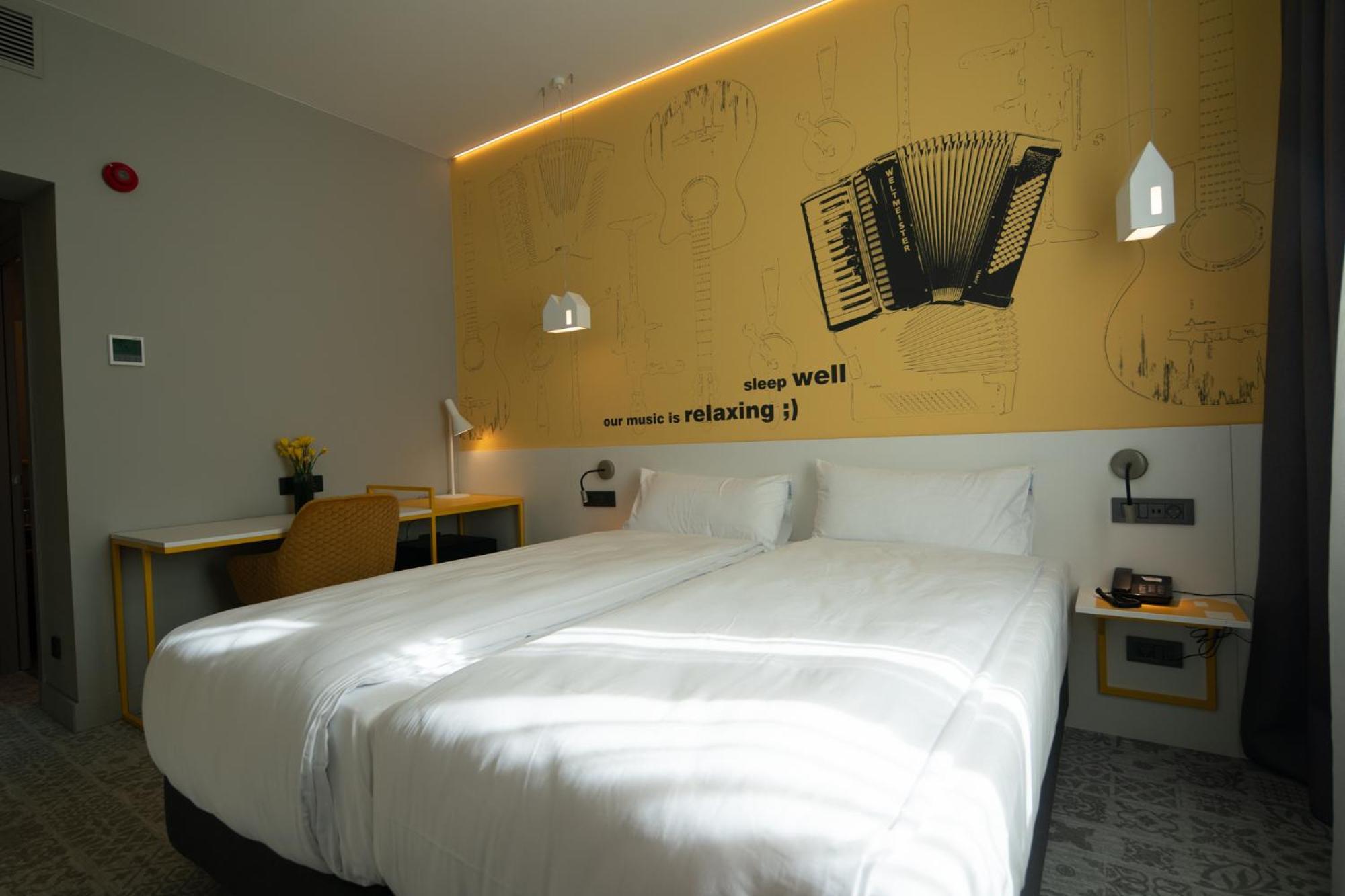Hotel Ibis Styles Sibiu Arsenal Exterior foto